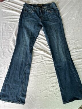 Lucky Brand Sweet N Low Blue Low Rise Flare Jeans Size 6
